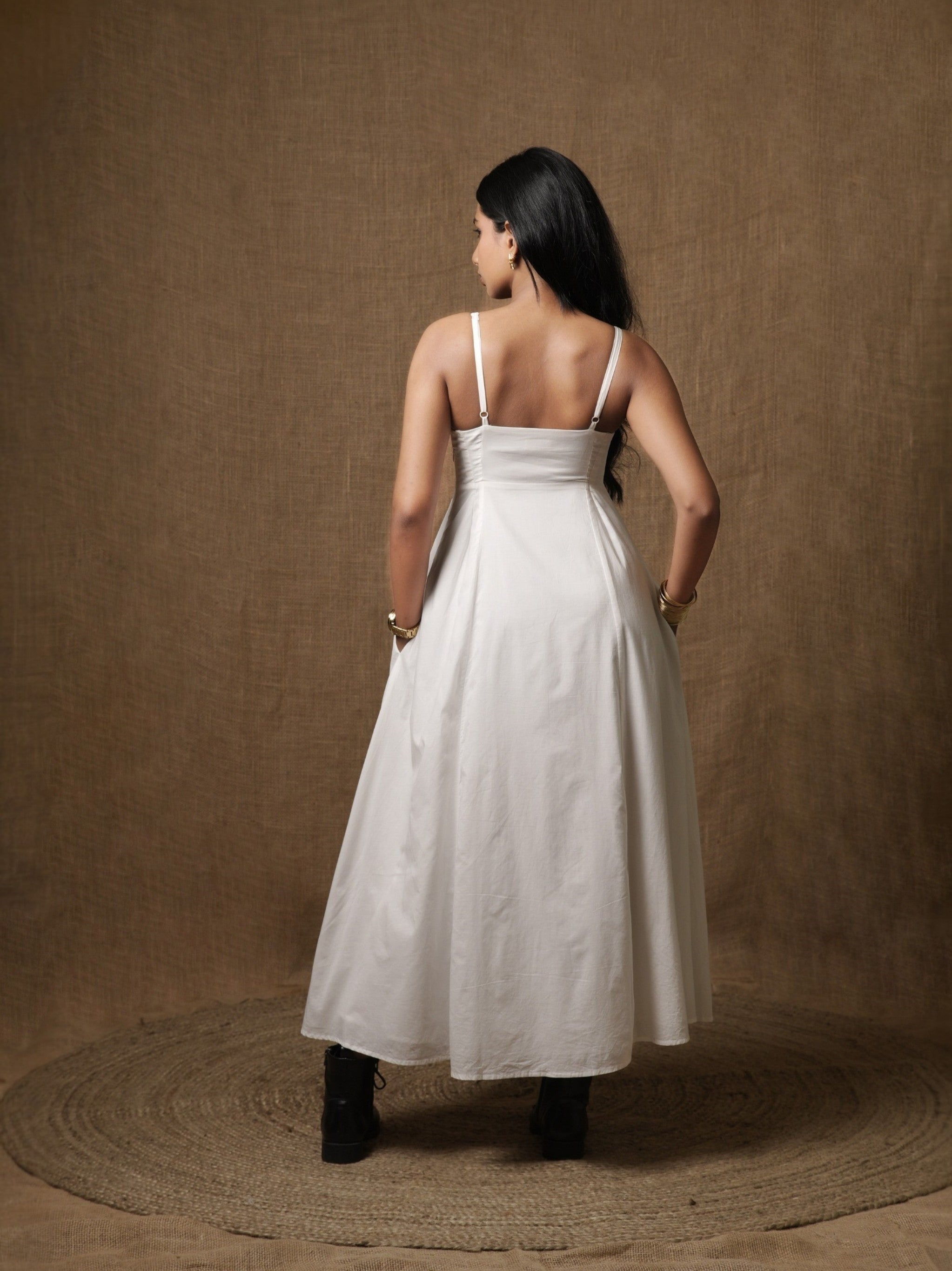 PANNELLED SPAGHETTI DRESS - WHITE