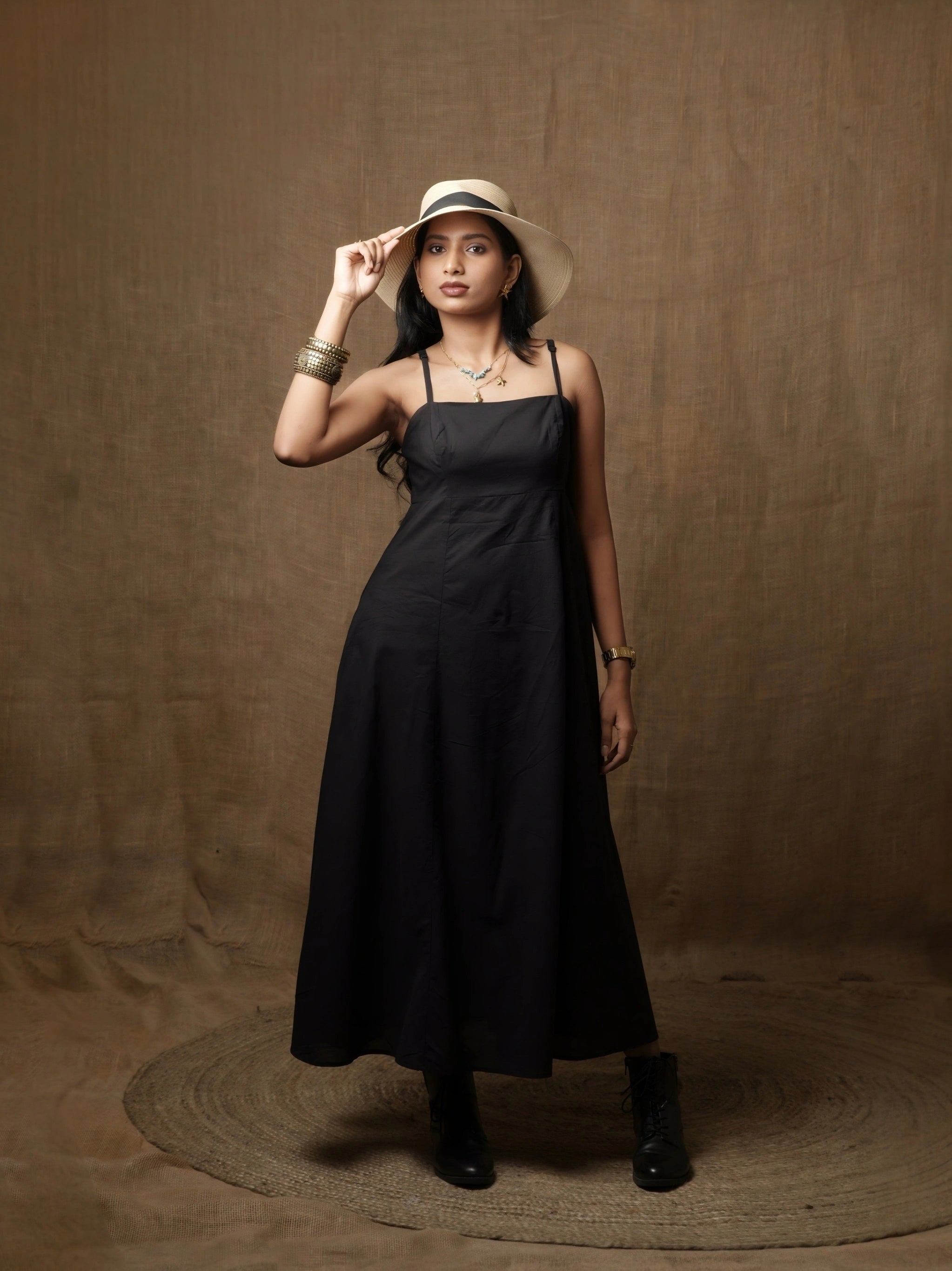 PANNELLED SPAGHETTI DRESS - BLACK